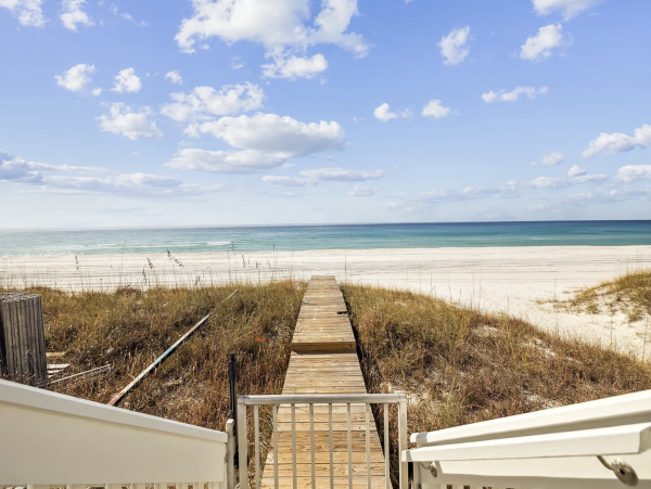 Panama City Beach Gulf-Front Luxury Rental – Sleeps 26 with Pool