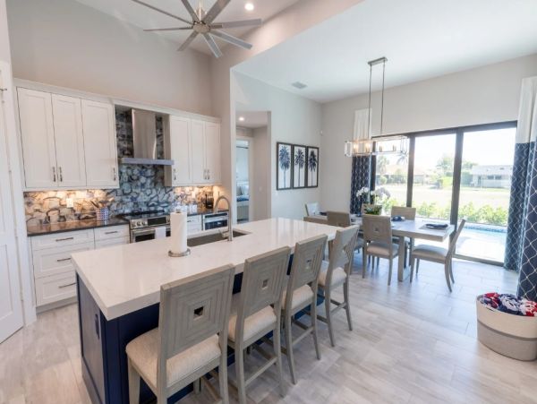 Marco Island Luxury Vacation Rental – Private Pool & Modern Comforts