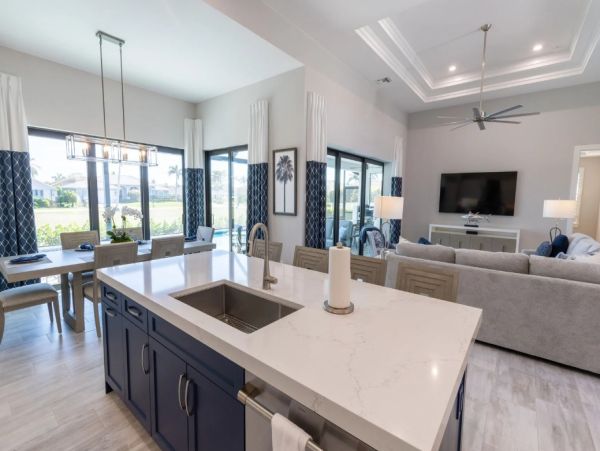 Marco Island Luxury Vacation Rental – Private Pool & Modern Comforts