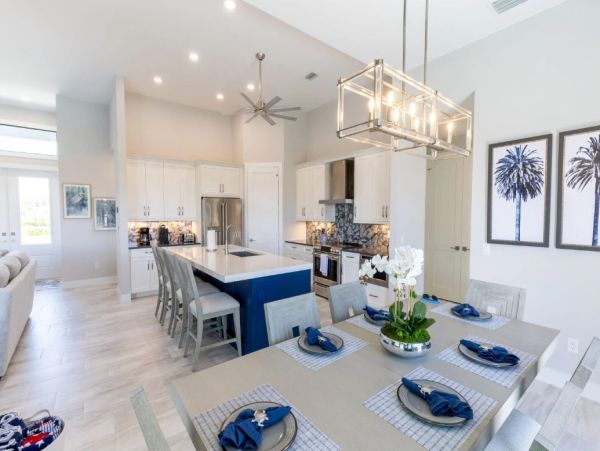 Marco Island Luxury Vacation Rental – Private Pool & Modern Comforts
