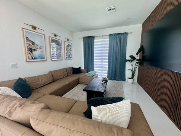 Marco Island Luxury Vacation Rental – Private Pool & Modern Elegance
