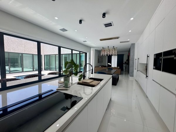 Marco Island Luxury Vacation Rental – Private Pool & Modern Elegance