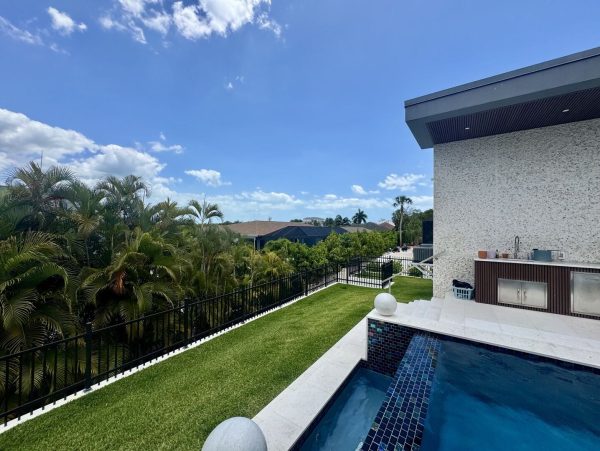 Marco Island Luxury Vacation Rental – Private Pool & Modern Elegance