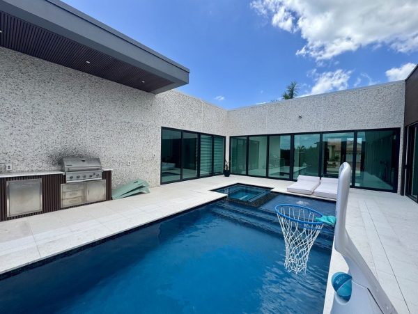 Marco Island Luxury Vacation Rental – Private Pool & Modern Elegance