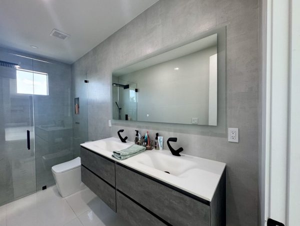 Marco Island Luxury Vacation Rental – Private Pool & Modern Elegance