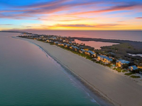 Gulf-Front Four-Bedroom Home With Pool in Captiva