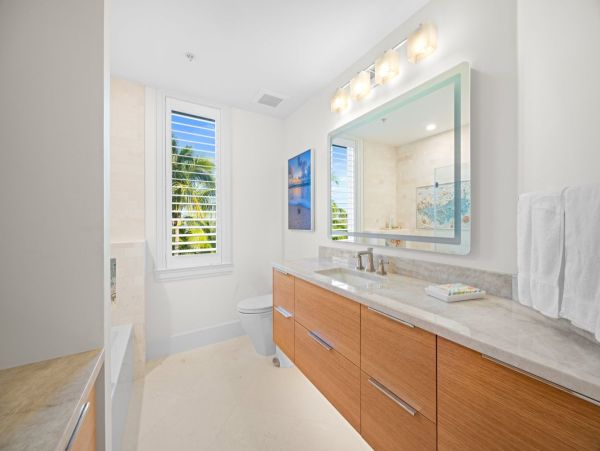 Gulf-Front Four-Bedroom Home With Pool in Captiva
