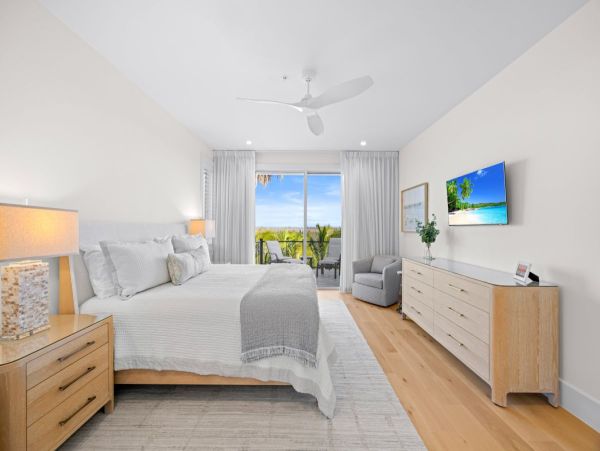 Gulf-Front Four-Bedroom Home With Pool in Captiva