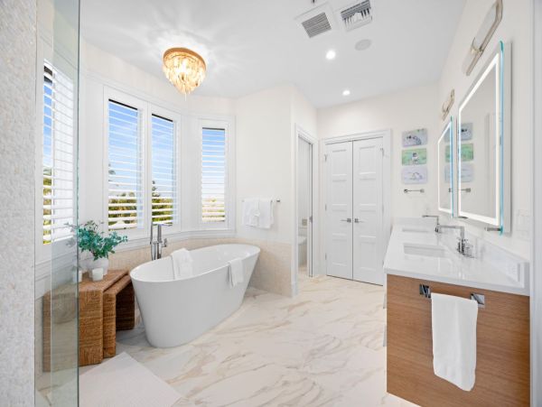 Gulf-Front Four-Bedroom Home With Pool in Captiva