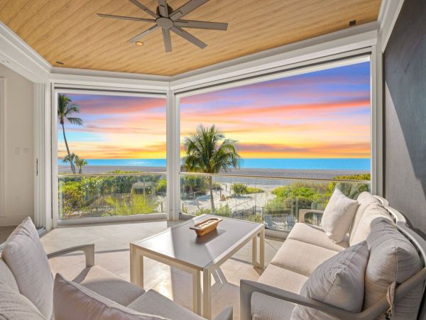 Gulf-Front Four-Bedroom Home With Pool in Captiva