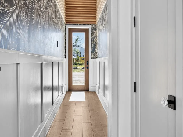 Anna Maria Island  Beach Luxury Vacation Rental -  Steps to Beach
