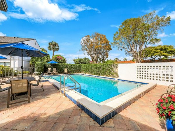 Cozy Condo in Naples - Your Perfect Florida Getaway