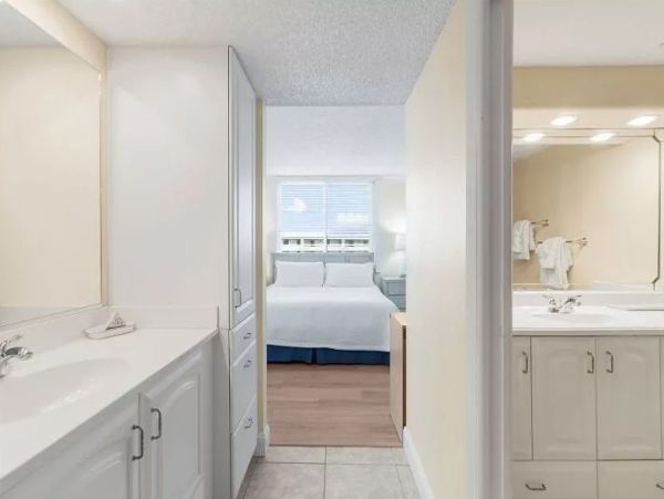 Siesta Key Gulf Front Condo – 2 Bedroom Vacation Rental