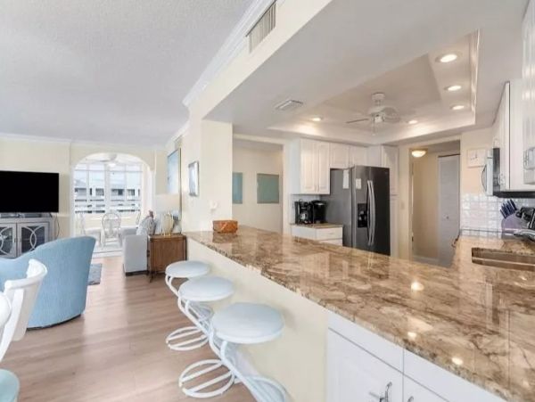 Siesta Key Gulf Front Condo – 2 Bedroom Vacation Rental