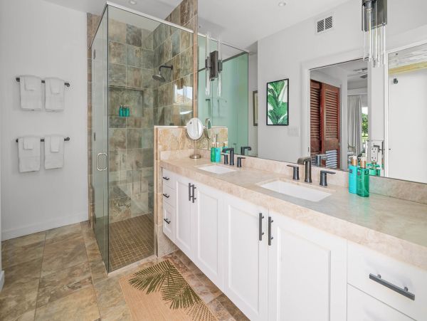 Poipu Four-Bedroom Home With Private Pool and Spa