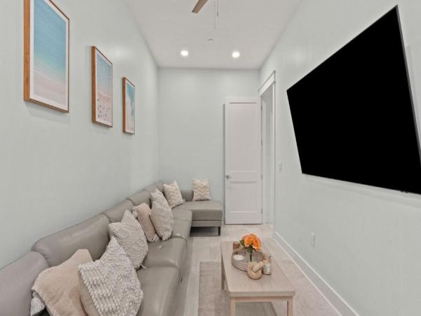 Santa Rosa Beach 13-Bedroom Home With Private Pool