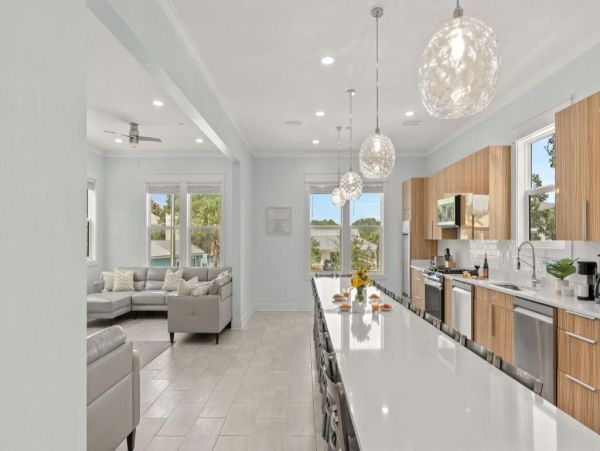 Santa Rosa Beach 13-Bedroom Home With Private Pool