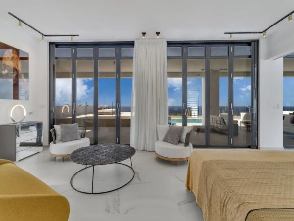 Luxury Villa Bonaire - Caribbean Ocean View Villa with Private Pool