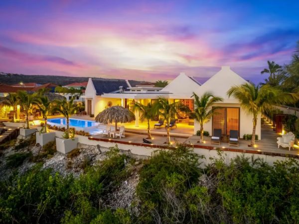 Luxury Villa Bonaire - Caribbean Oceanfront Villa Rental