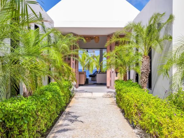 Luxury Villa Bonaire - Caribbean Oceanfront Villa Rental