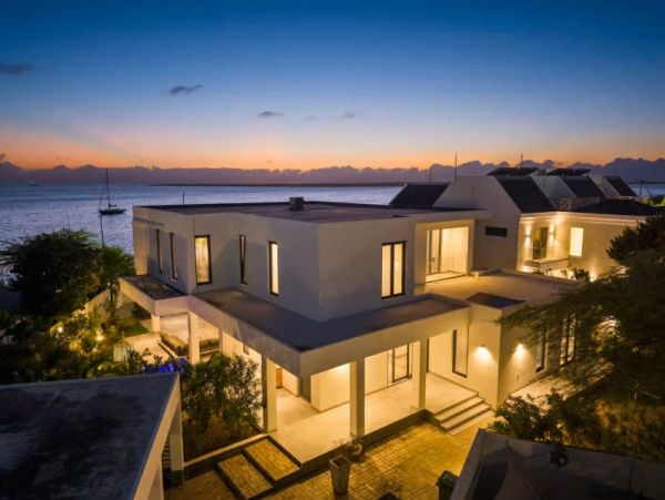 Luxury Villa Bonaire - Caribbean Oceanfront Villa with Direct Sea Access