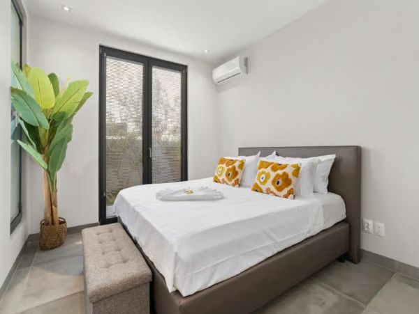 Luxury Villa Bonaire - Caribbean Oceanfront Villa with Direct Sea Access