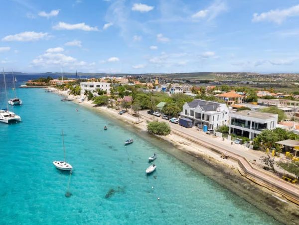 Luxury Villa Bonaire - Caribbean Oceanfront Villa with Direct Sea Access