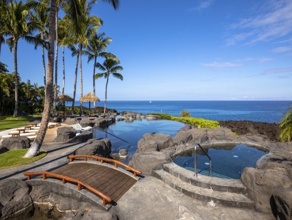 Luxurious Kohala Coast Estate 6-Bedroom, Infinity Pool, Exclusive Amenities