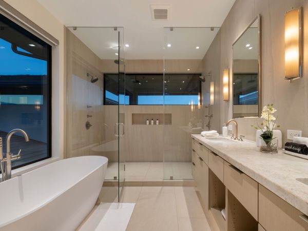 Luxurious Kohala Coast Estate 6-Bedroom, Infinity Pool, Exclusive Amenities