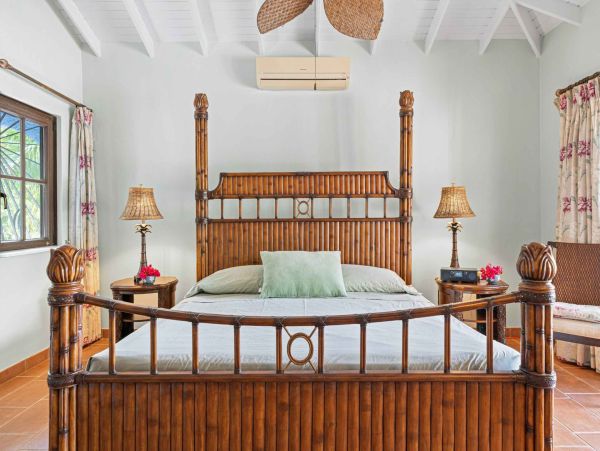 Sabadeco luxury Estate Villa Path to Beach & Ocean New Arrival