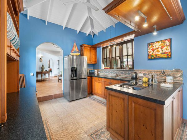 Sabadeco luxury Estate Villa Path to Beach & Ocean New Arrival