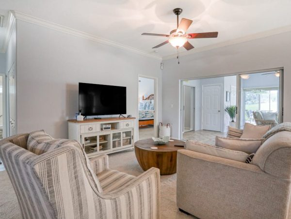 Bradenton Golf-View Home With Screened Lanai