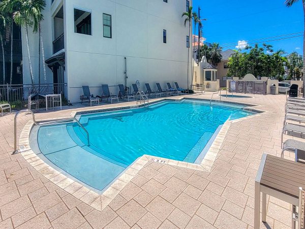 Clearwater Beach Townhome with Pool and Water Views