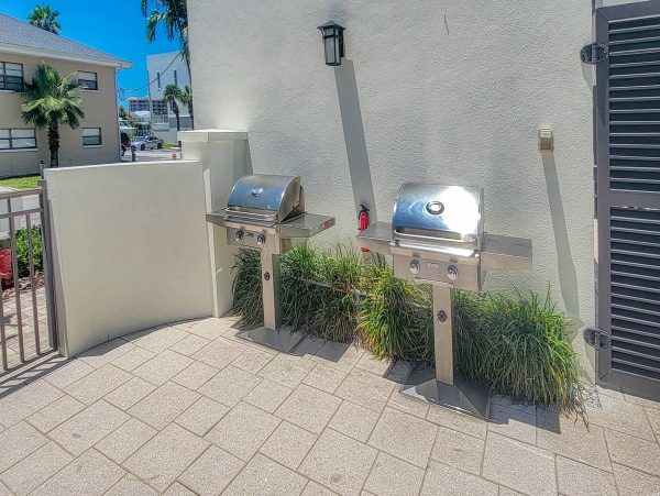 Clearwater Beach Townhome with Pool and Water Views
