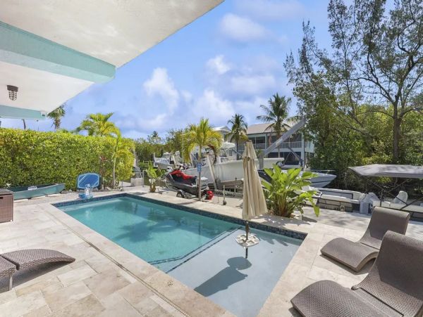 Key Largo Waterfront Home With Private Pool and Dock