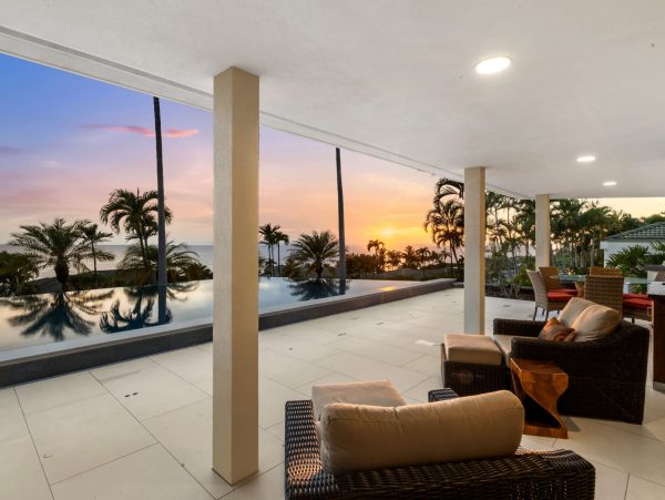 Kailua-Kona Ocean View Home With Infinity Pool