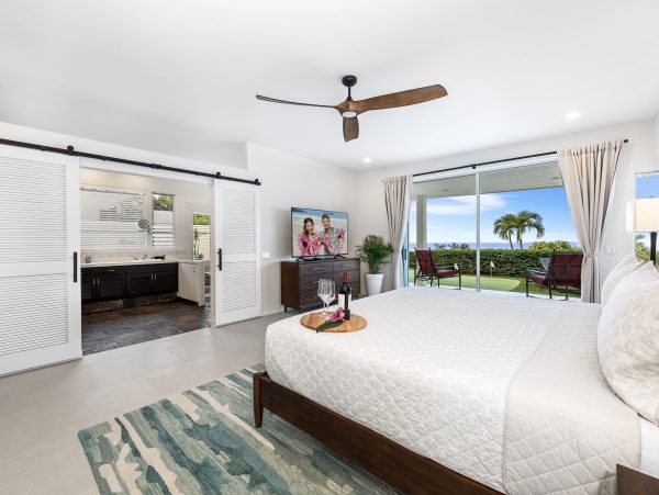 Kailua-Kona Ocean View Home With Infinity Pool