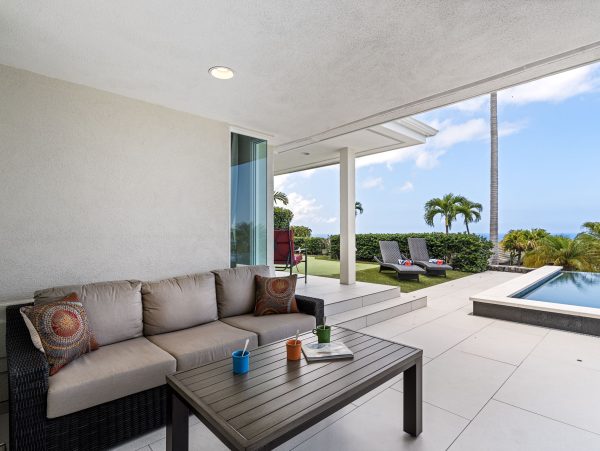 Kailua-Kona Ocean View Home With Infinity Pool