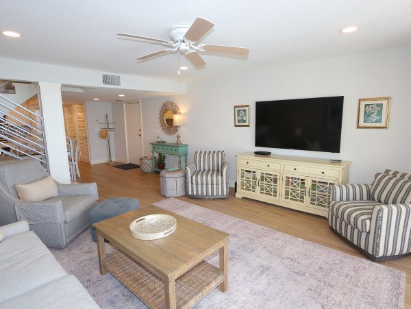 Beachfront Longboat Key Condo With Gulf Views