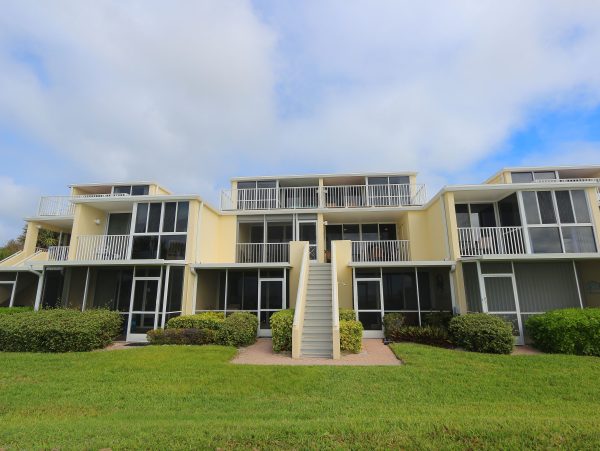 Beachfront Longboat Key Condo With Gulf Views