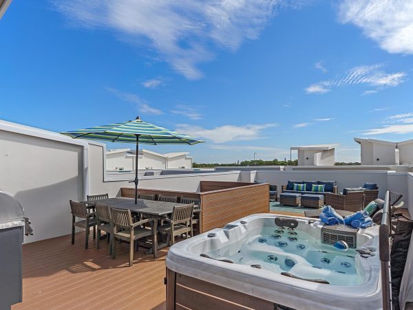 Sarasota Townhome With Private Rooftop Hot Tub