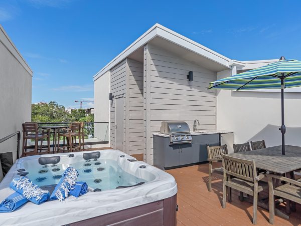 Sarasota Townhome With Private Rooftop Hot Tub