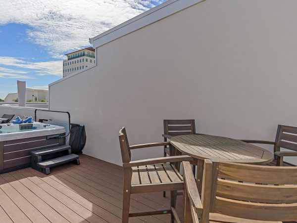 Sarasota Townhome With Private Rooftop Hot Tub