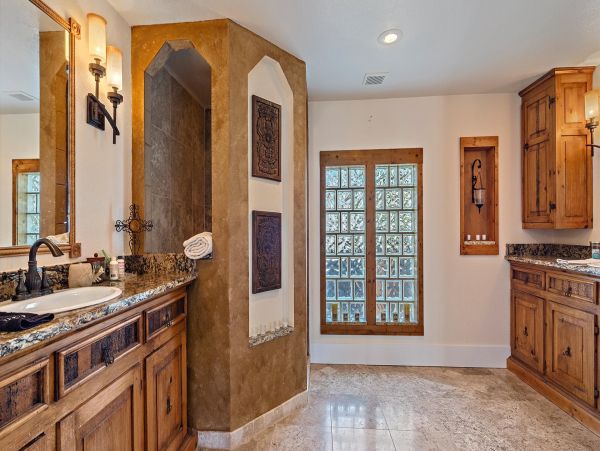 Longboat Key Canal-Front Home With Private Heated Pool