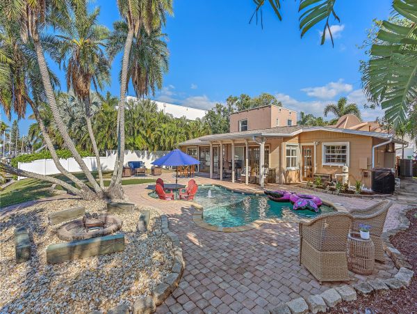 Longboat Key Canal-Front Home With Private Heated Pool