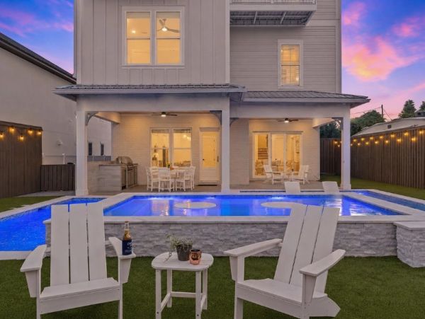 Spacious Miramar Beach Home With Private Pool