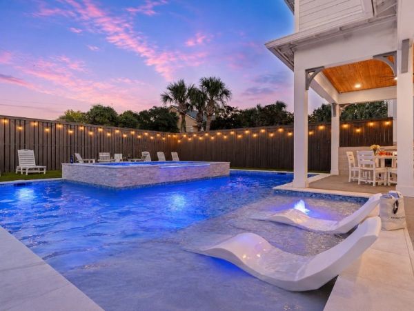 Spacious Miramar Beach Home With Private Pool