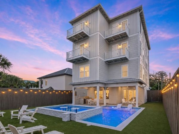 Spacious Miramar Beach Home With Private Pool
