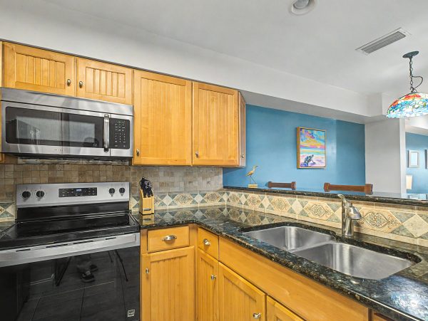 Pensacola Beach Waterfront Townhome With Heated Pool