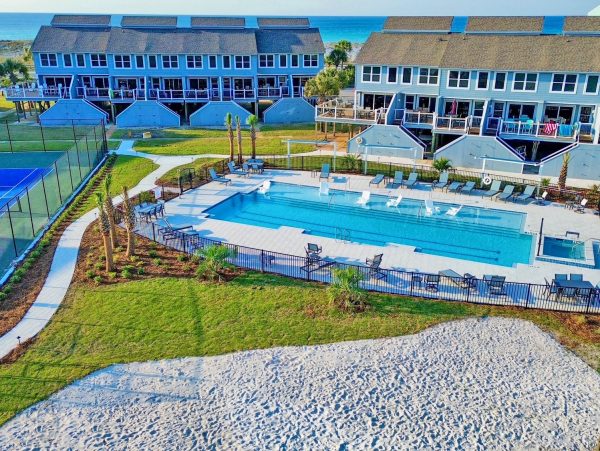 Pensacola Beach Waterfront Townhome With Heated Pool